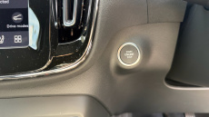 Volvo XC40 2.0 B3P Plus Dark 5dr Auto Petrol Estate